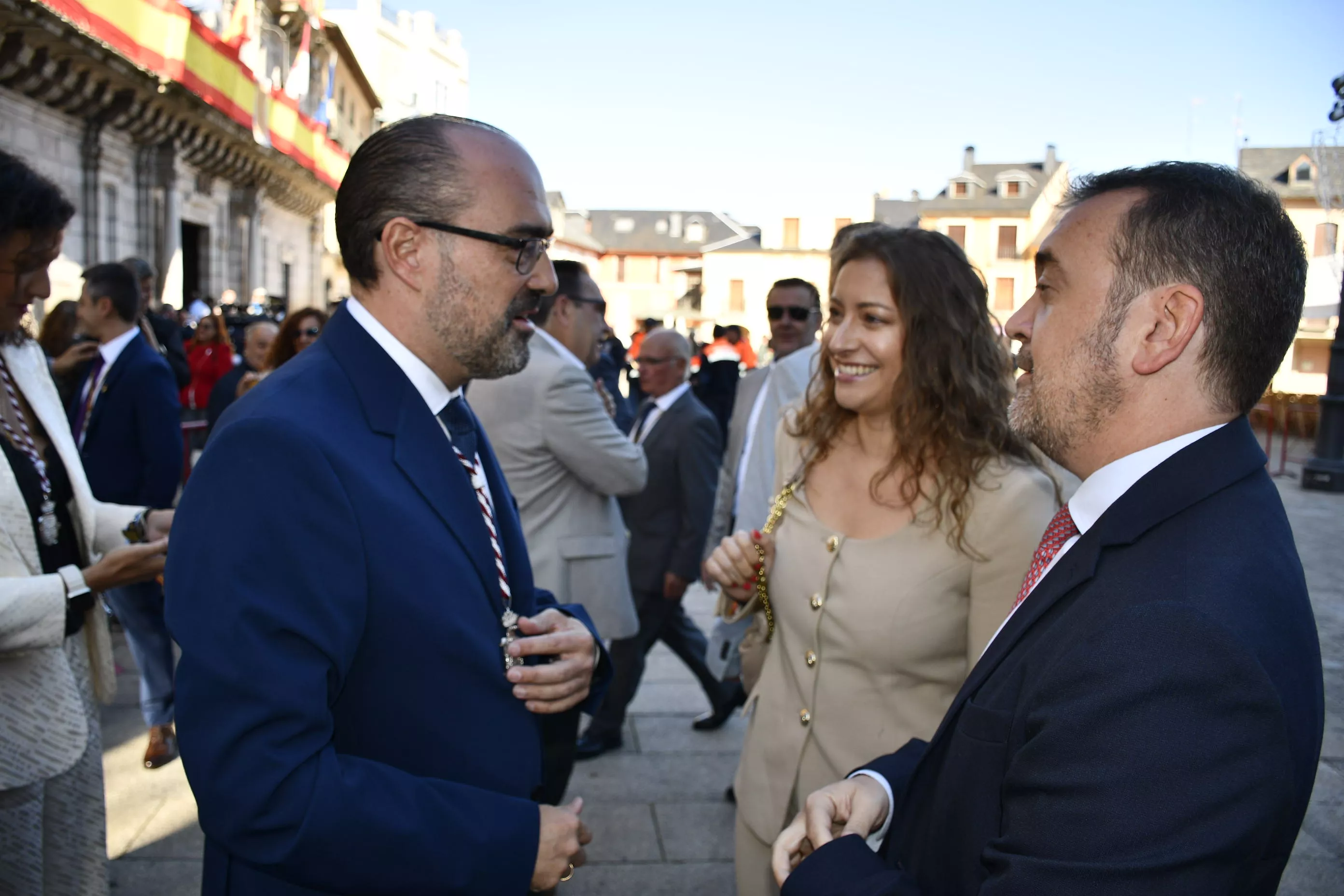 El alcalde de Ponferrada, Marco Morala junto a la vicesecretaria de Sanidad y Educación del PP, Ester Muñoz