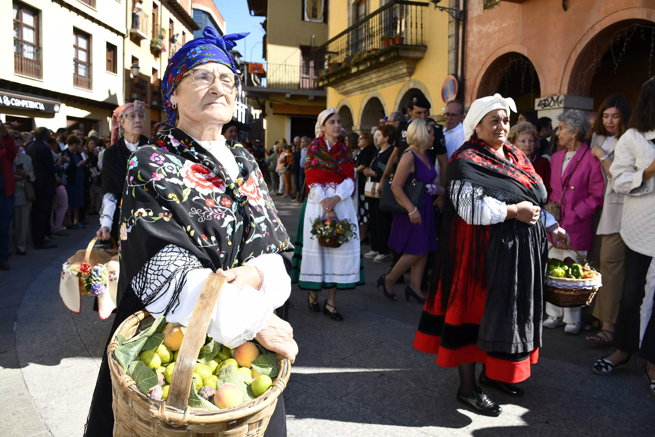 Día del Bierzo y ofrenda a la Virgen de La Encina