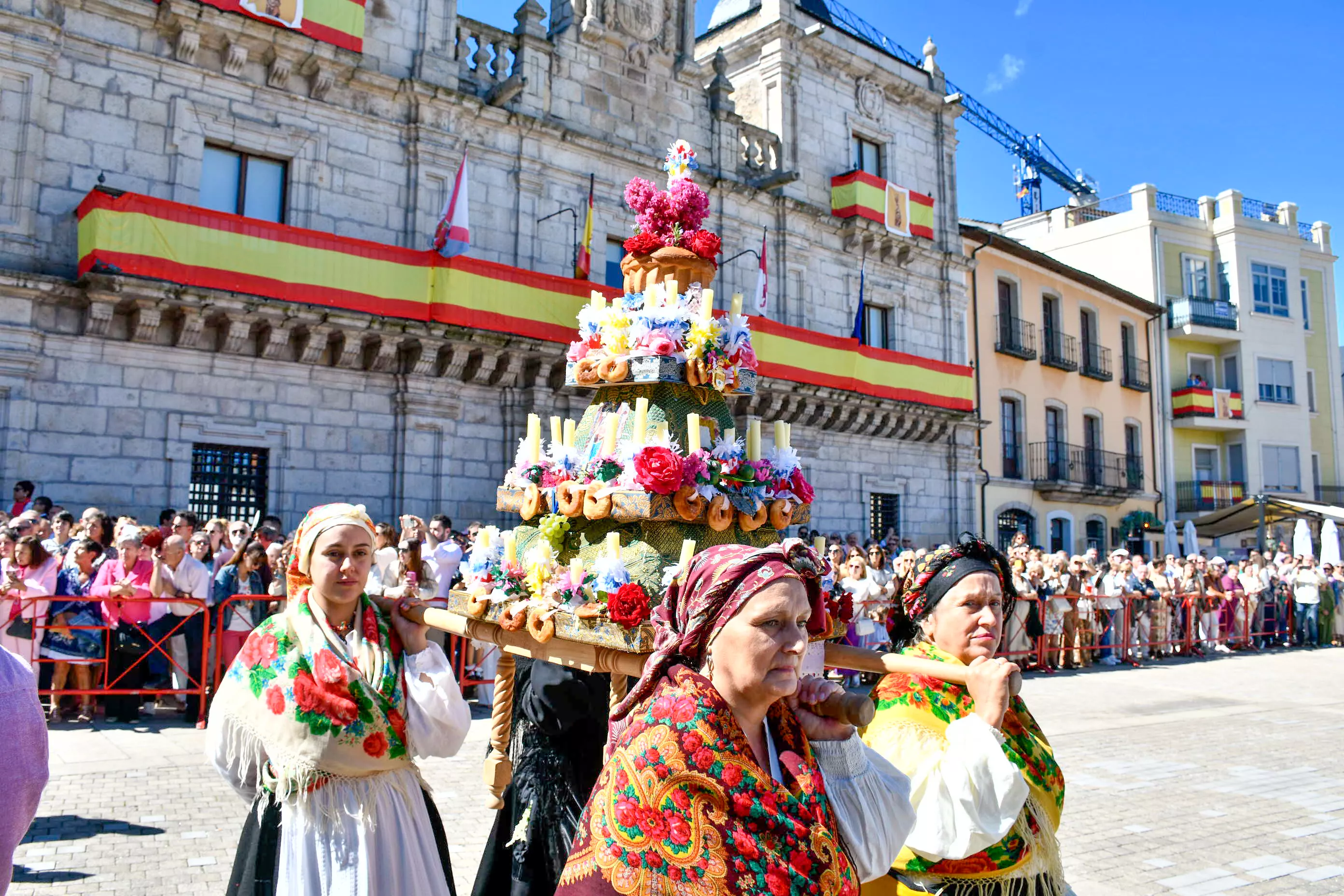 Día del Bierzo y ofrenda a la Virgen de La Encina