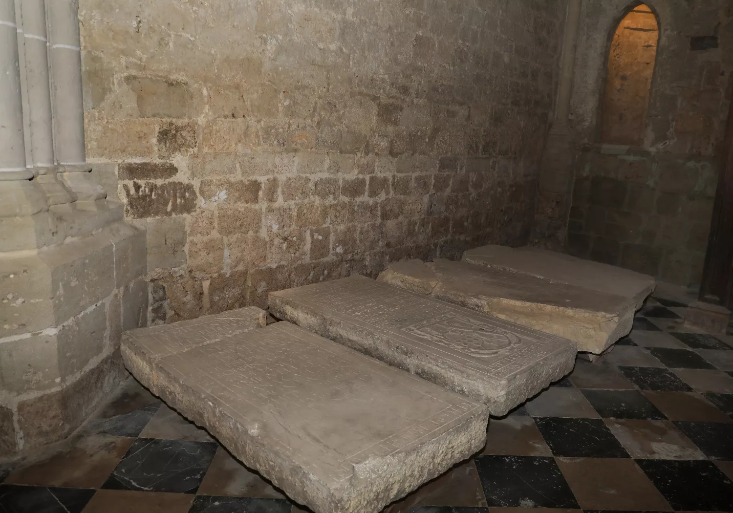 hallazgos subsuelo de la Catedral de Palencia (8)