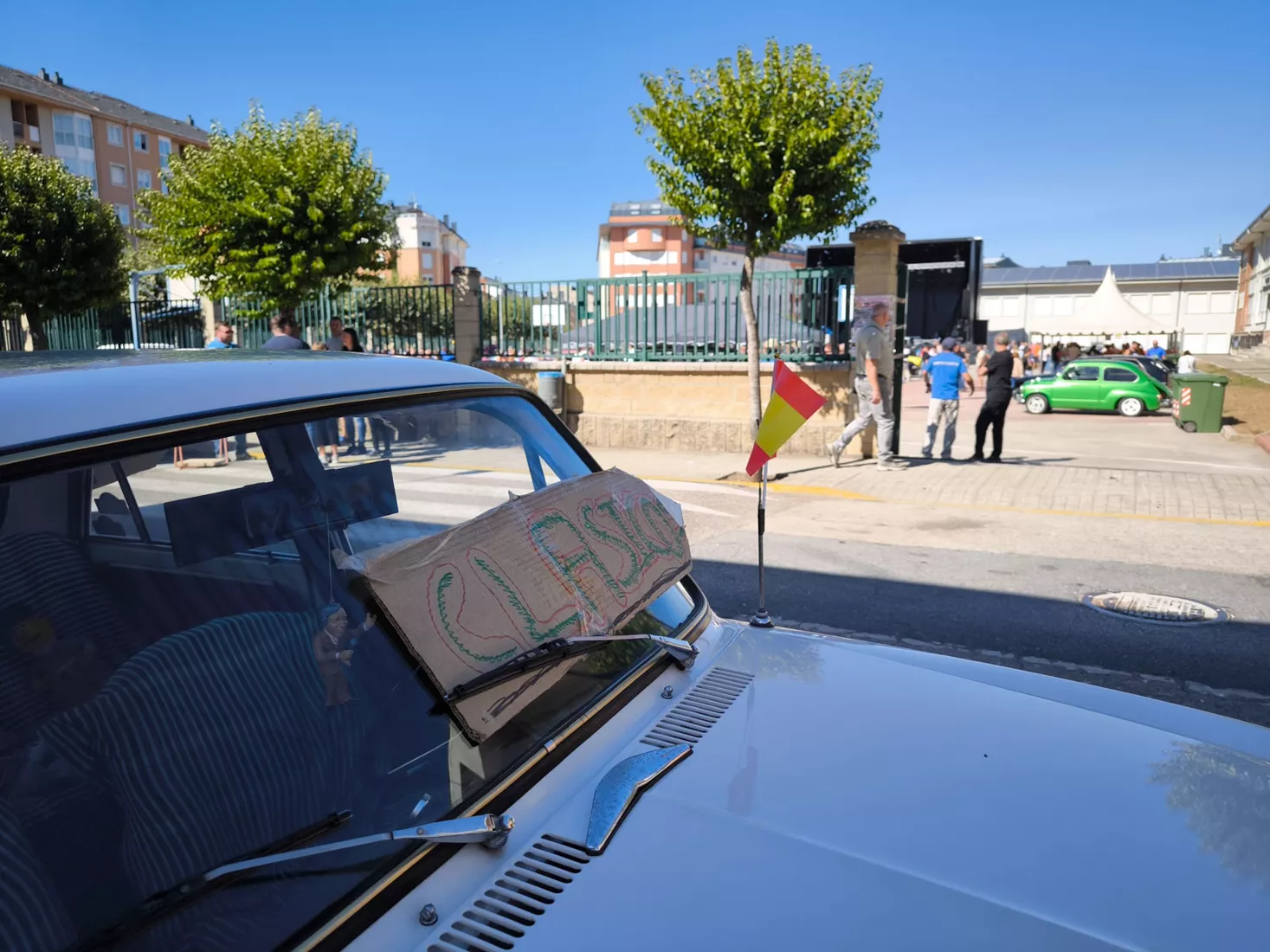 Coches clásicos en Bembibre (2)