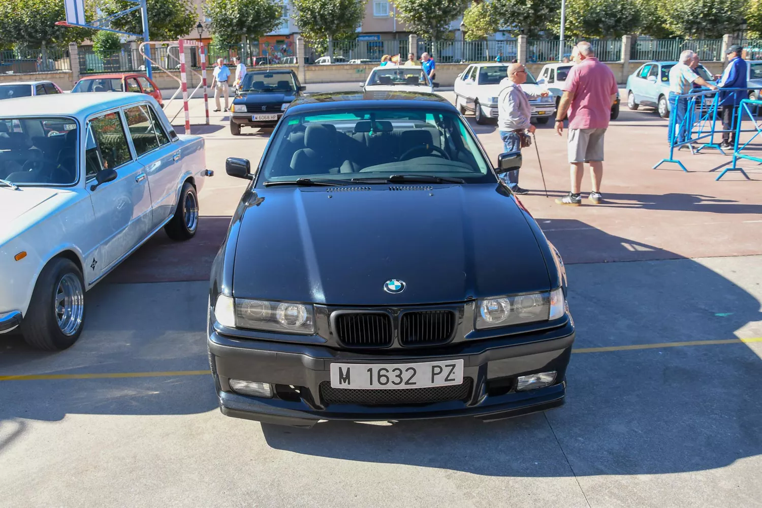 Coches clásicos en Bembibre (5)