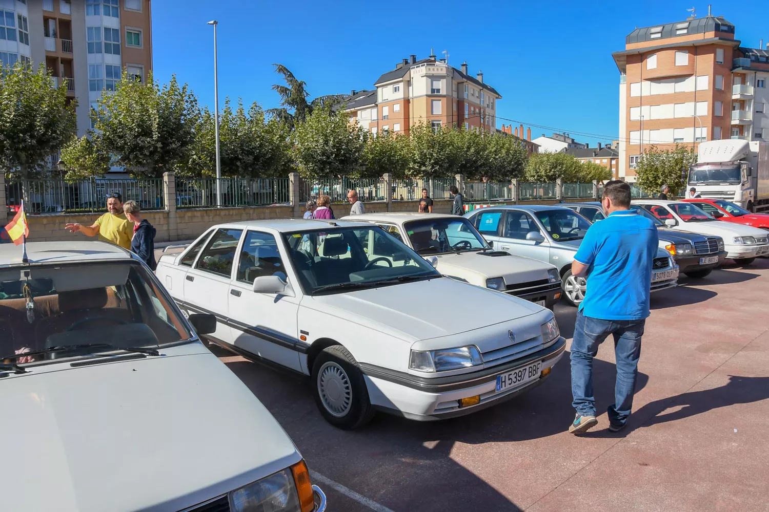 Coches clásicos en Bembibre (9)