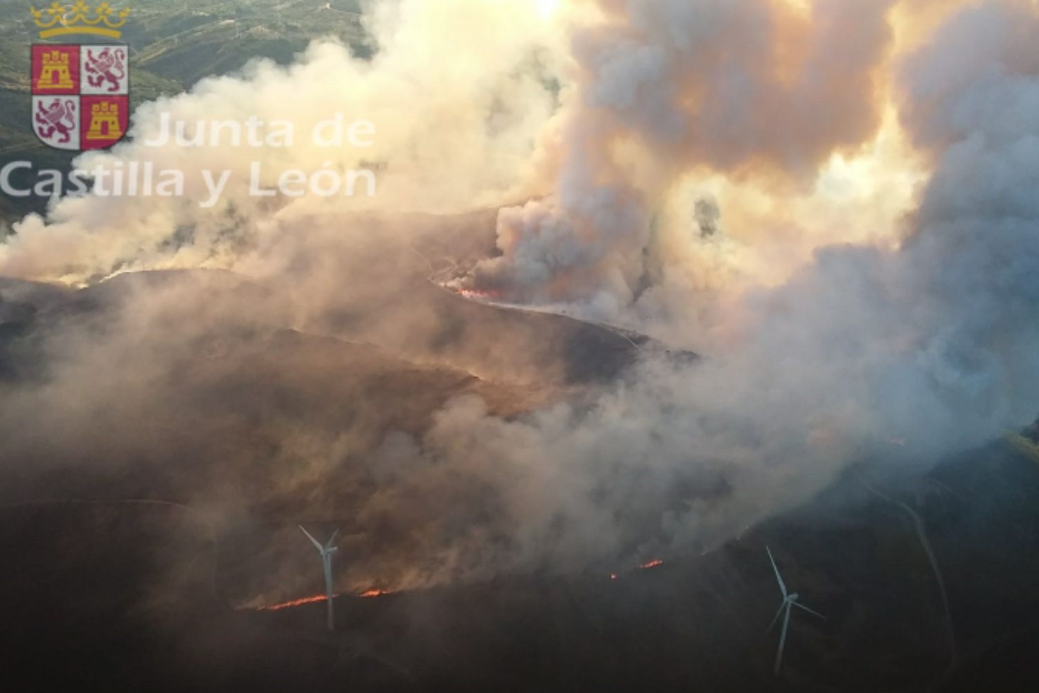 Declarado de nivel 2 el incendio en Brañuelas