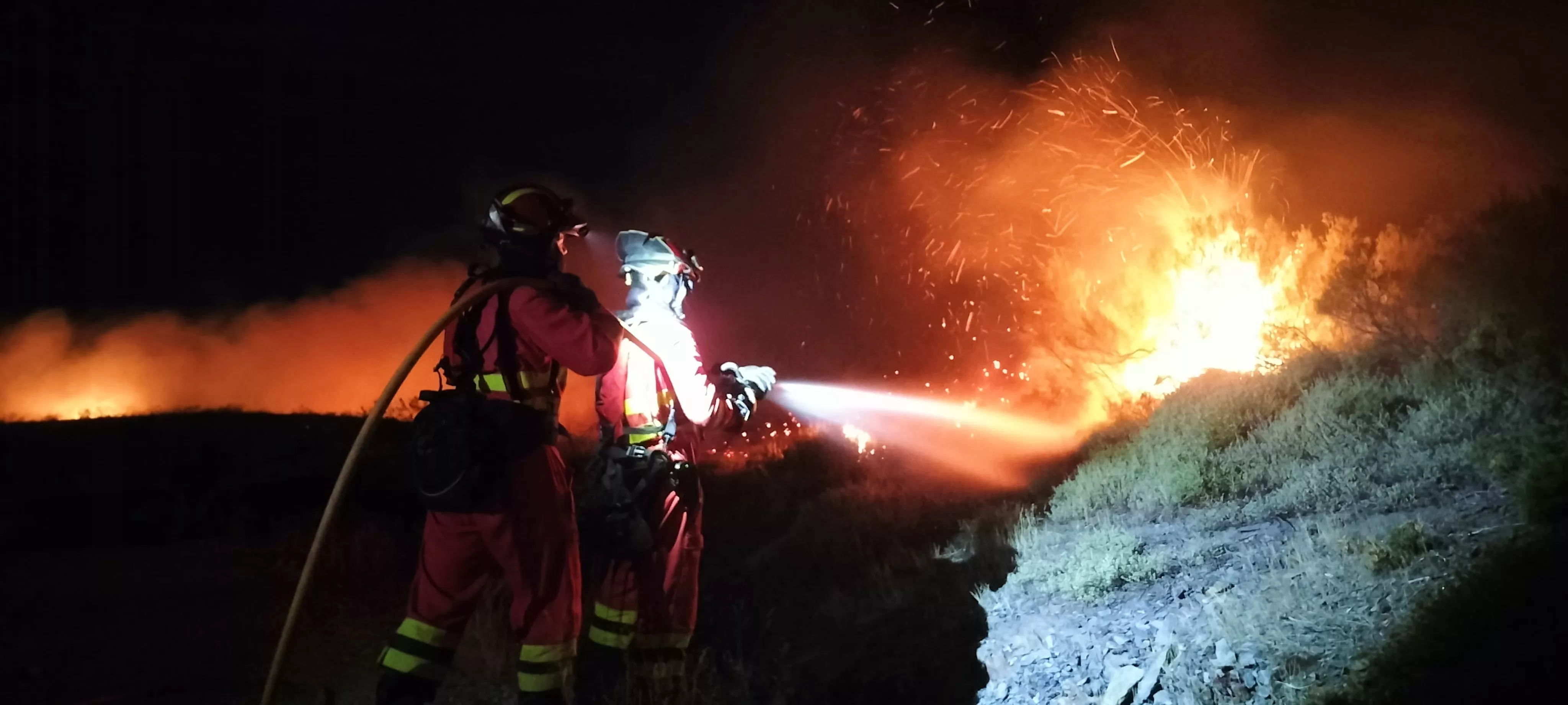 La UME en el incendio de Brañuelas la pasada noche