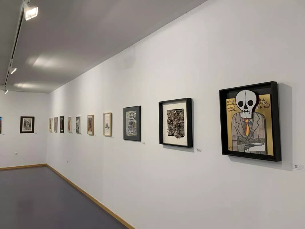 Inauguración de la exposición Arte Crónico en el Campus de Ponferrada