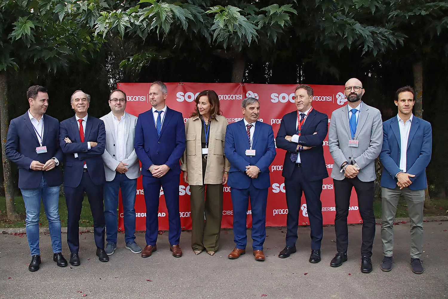 Peio García / ICAL. El consejero de Movilidad y Transformación Digital, José Luis Sanz Merino, con el CEO de Proconsi, Tomás Castro, el director de Incibe, Félix Barrio, el subdelegado del Gobierno, Héctor Alaiz y la directora del Centro de Supercomputación, Hilde Pérez