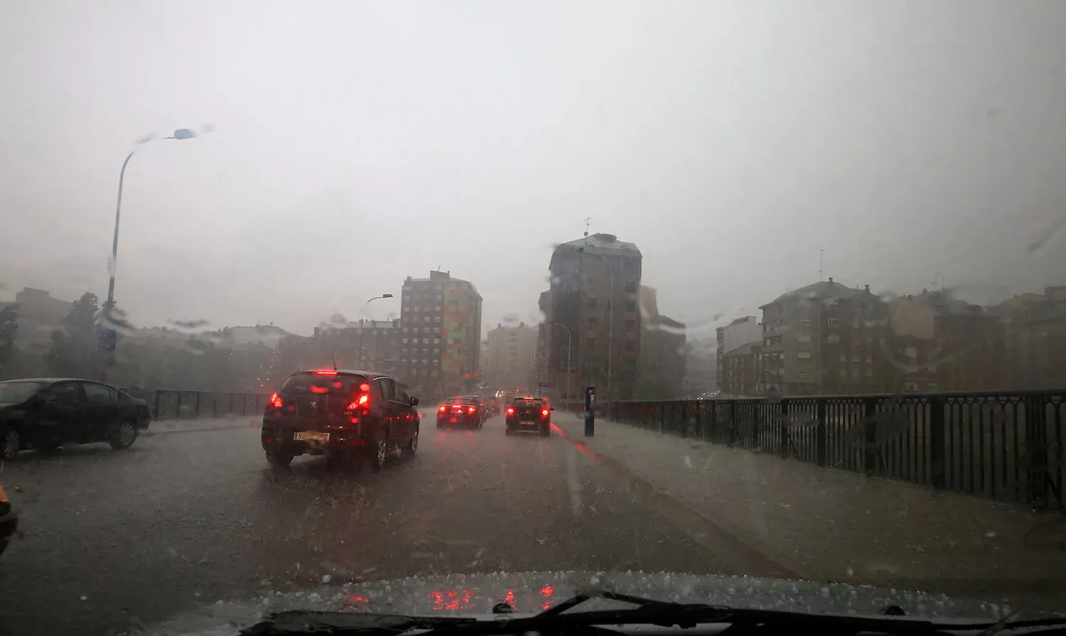 Tormenta y lluvia en Ponferrada