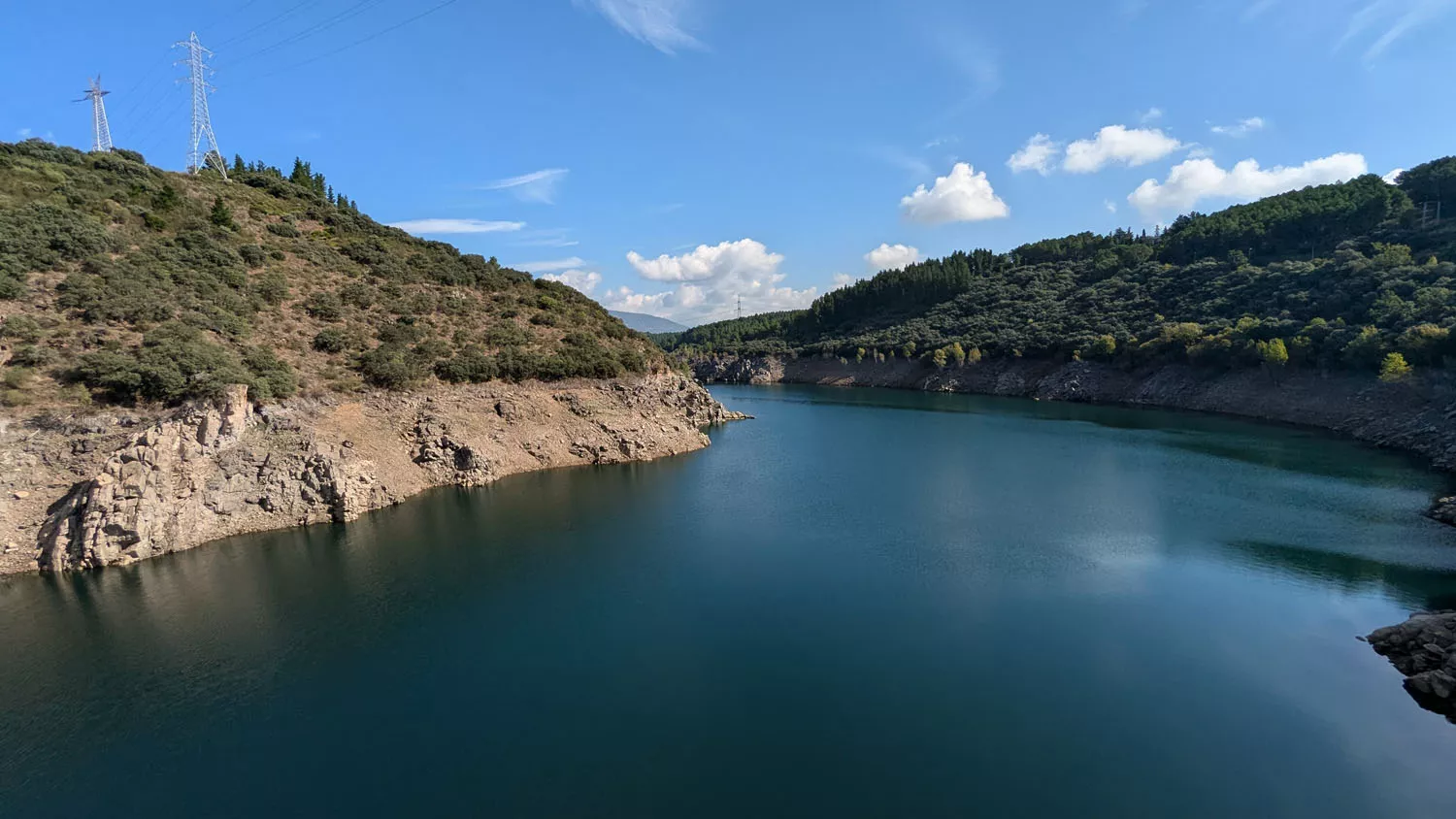 Cierre del año hidrológico en el Pantano de Bárcena