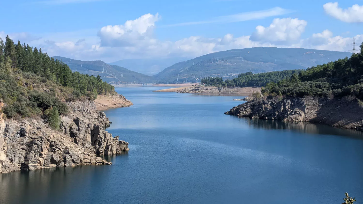 Cierre del año hidrológico en el Pantano de Bárcena