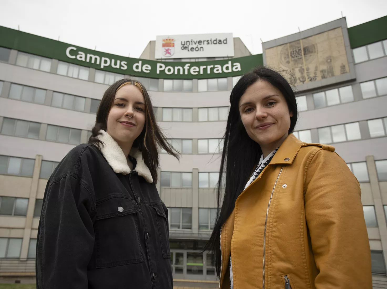 Informática con sello femenino: Las bercianas Sara Barredo y Alicia Merayo impulsan sus carreras con el curso 'Internet de las Cosas, Ciberseguridad y Aplicaciones'