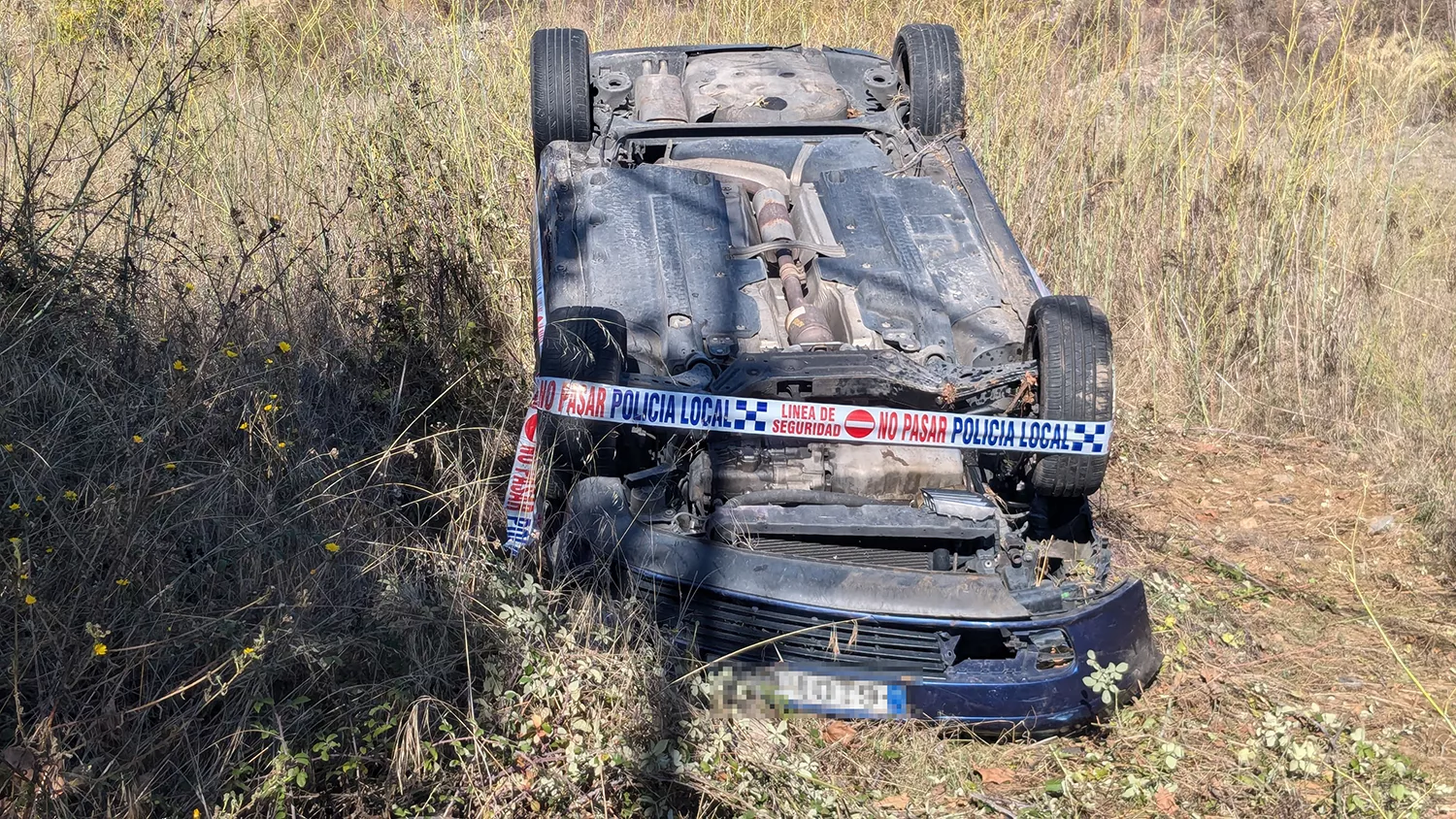 Rescatada de un turismo una mujer tras volcar en Ponferrada