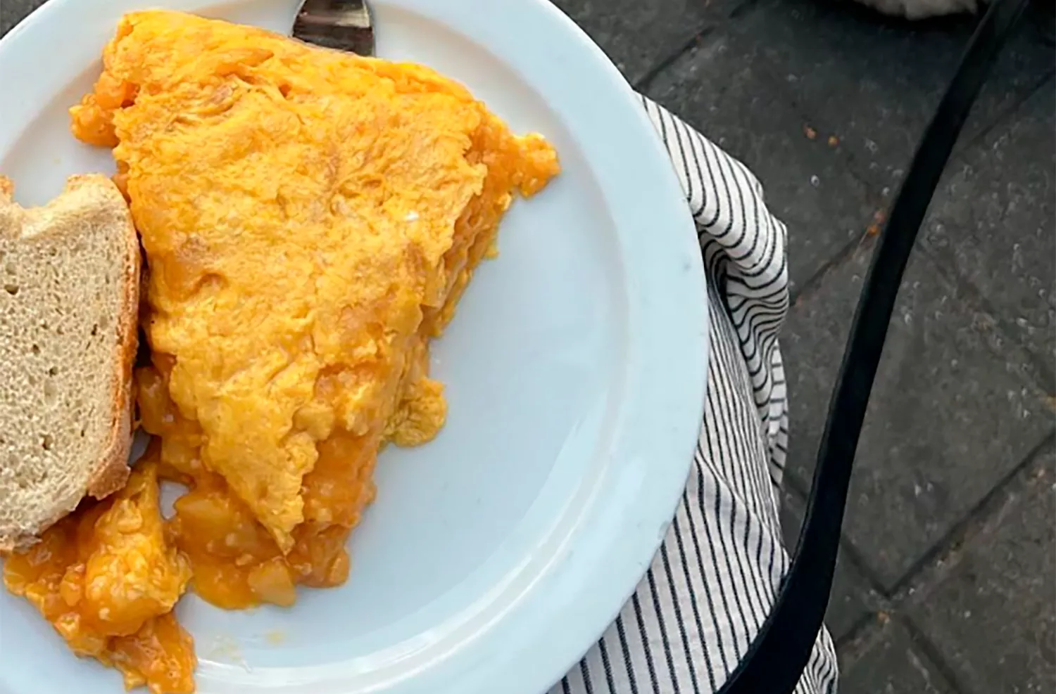 Tortilla del restaurante 'O Cabo', ganador de la mejor tortilla de patatas de España 2024