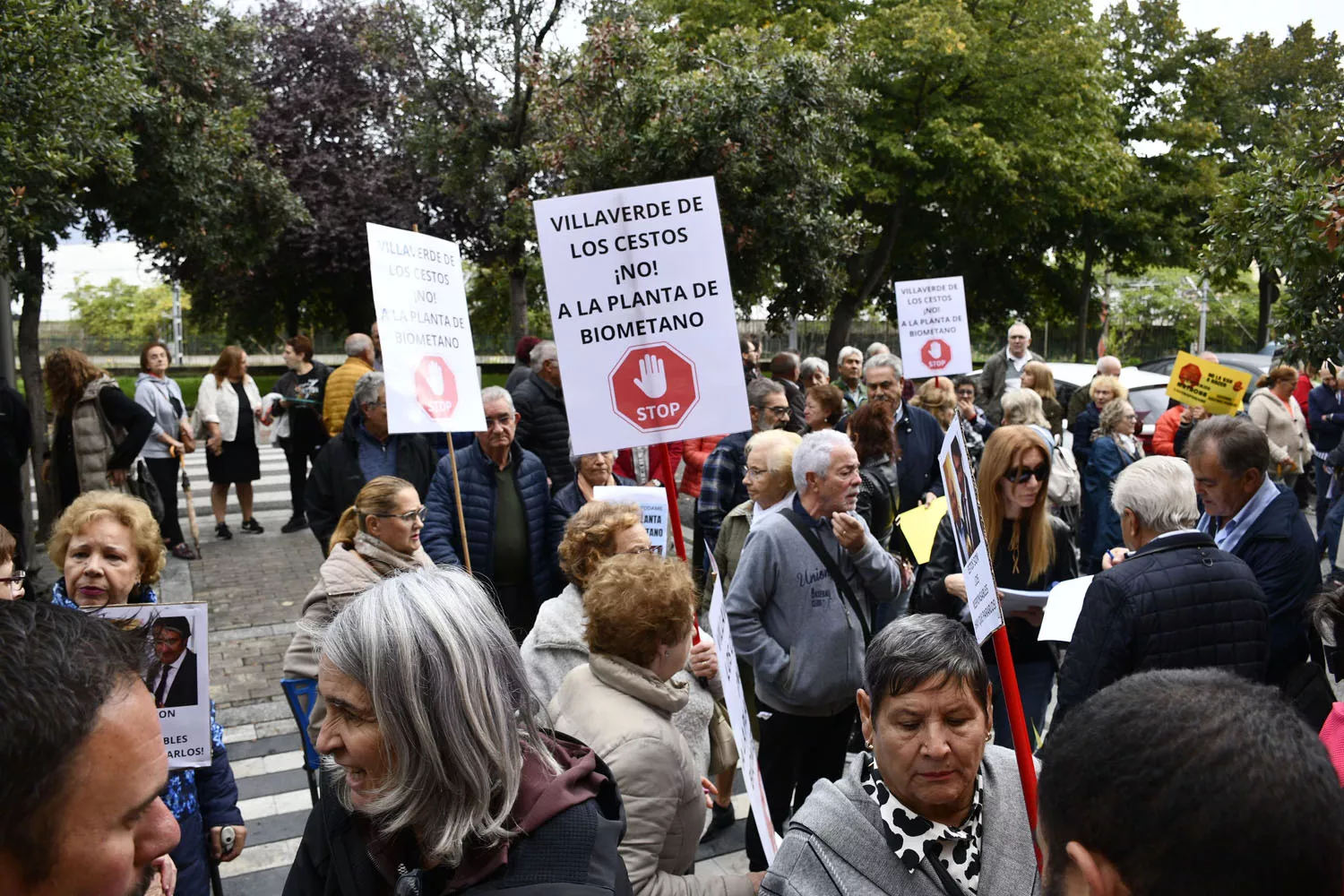 Protestas contra la planta de biogás (9)