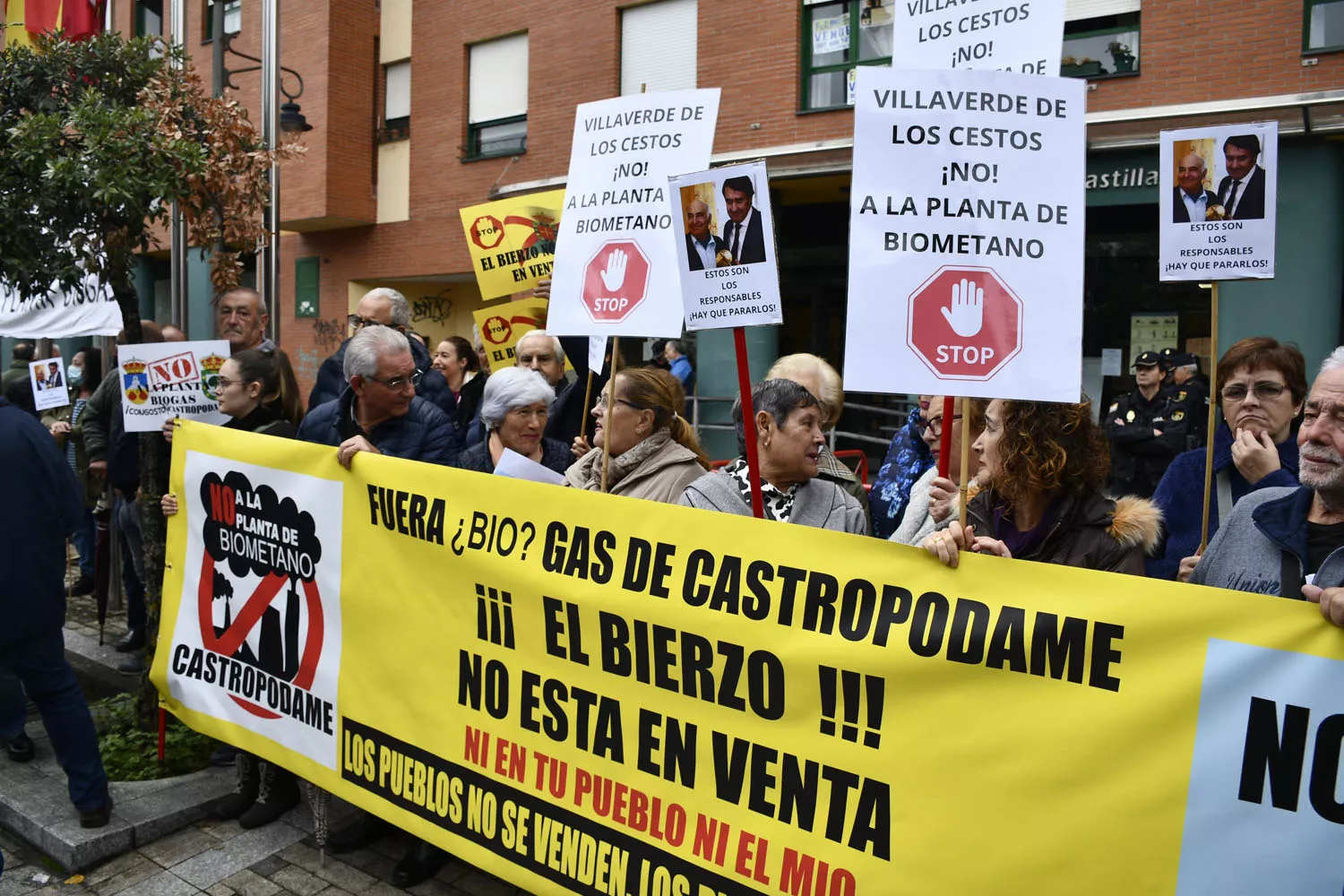 Protestas contra la planta de biogás (19)