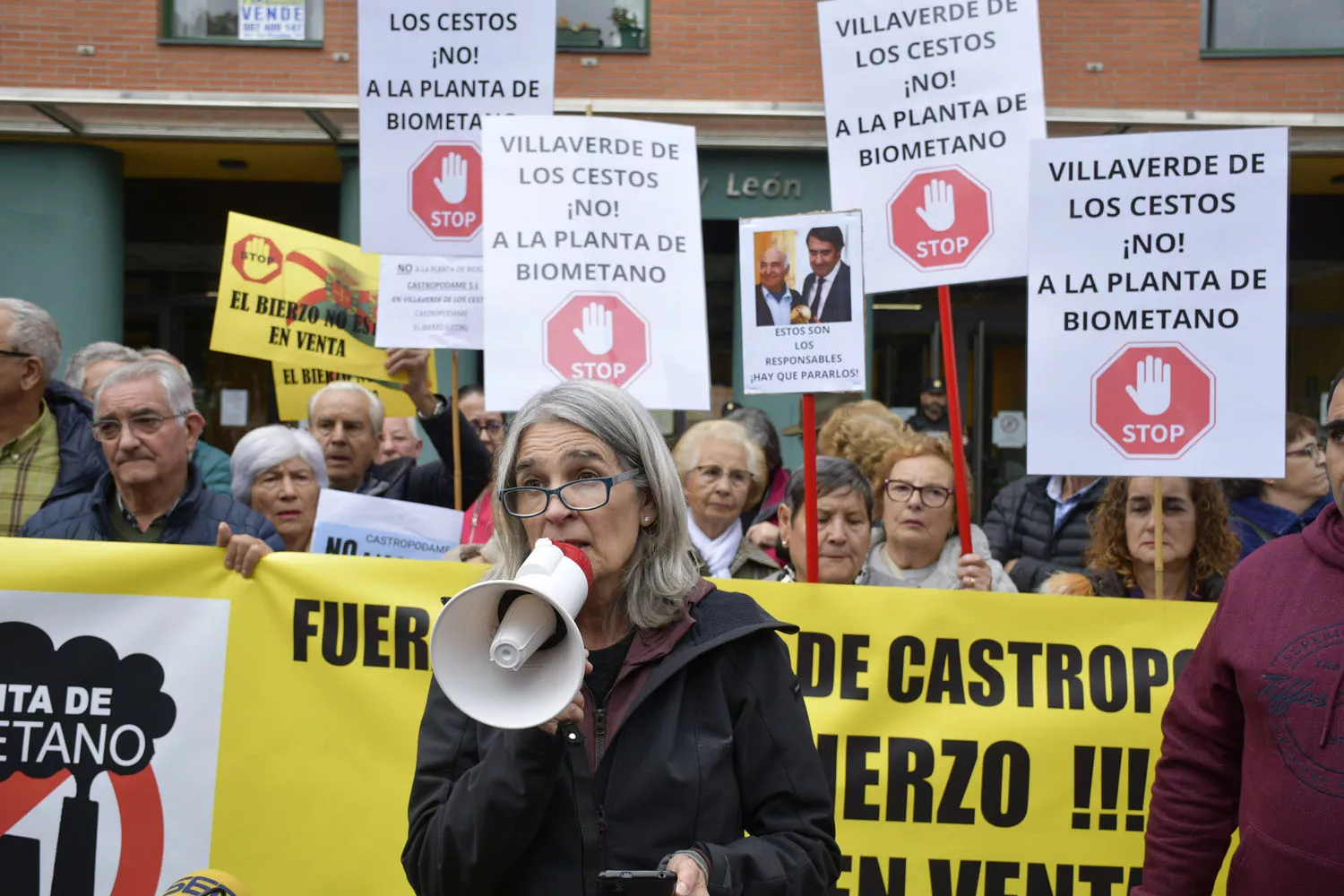 Protestas contra la planta de biogás (27)