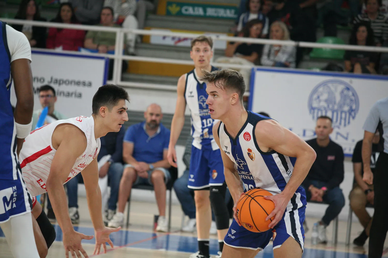 El jugador del Clínica Ponferrada SDP Matija Samar.