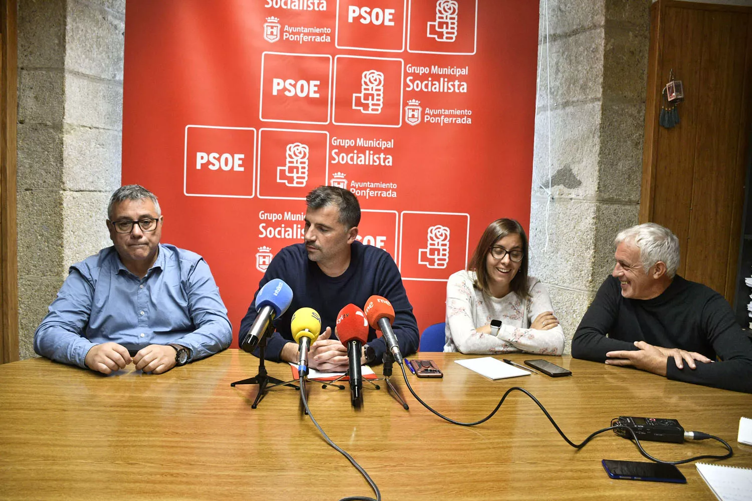 El PSOE de Ponferrada denuncia la organización de la 21 Lunas: "Una empresa externa y sin jueces oficiales" 