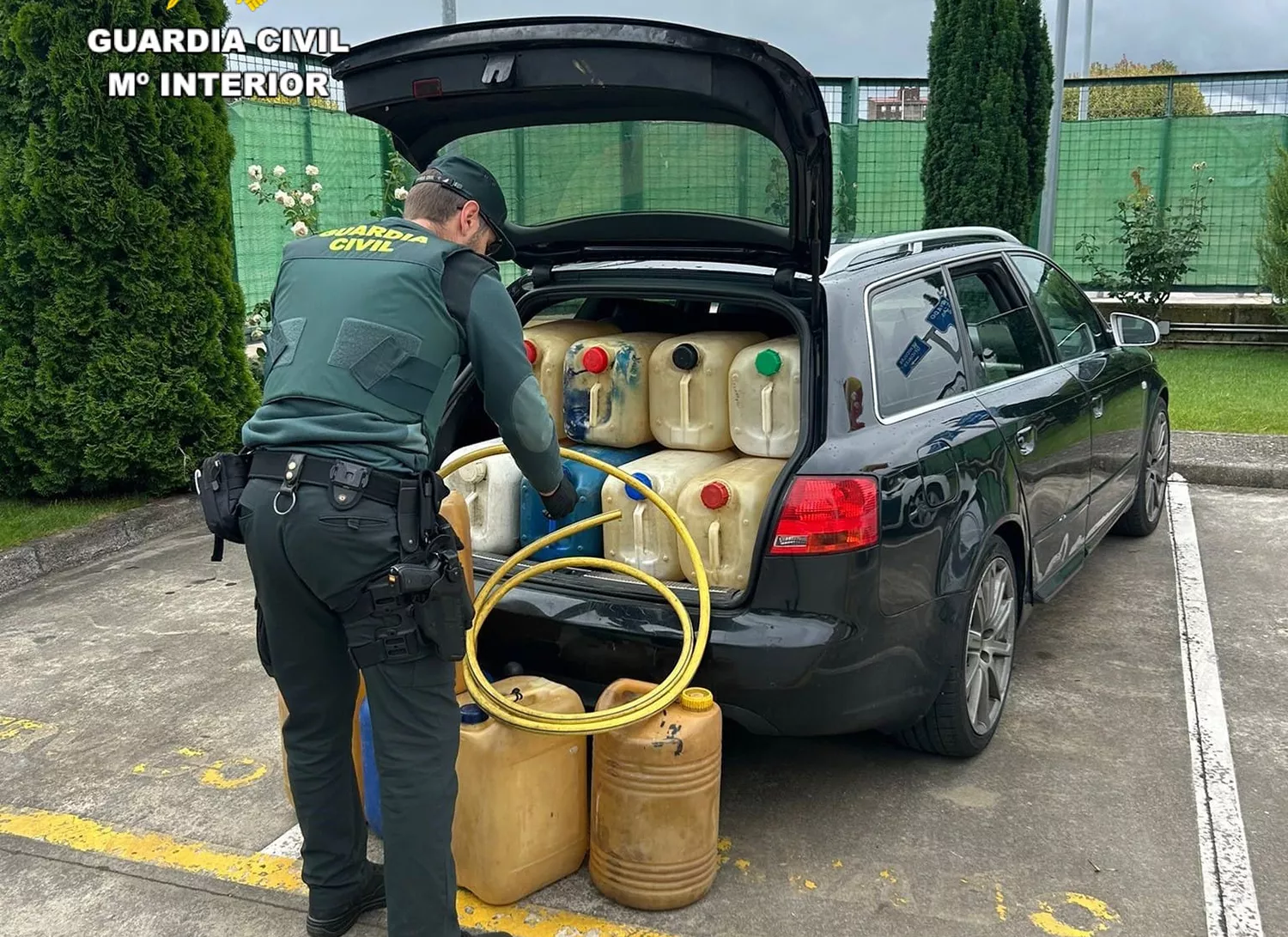 Detenido 'infraganti' por el hurto de combustible en varias empresas del Bierzo: recuperados 200 litros sustraídos