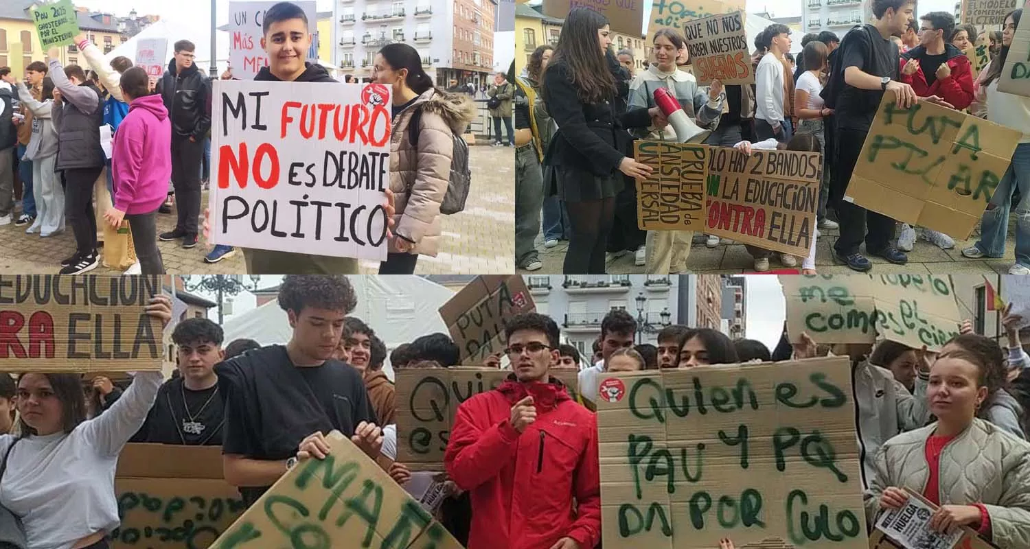 Más de 200 estudiantes de Ponferrada manifiestan frente al Ayuntamiento por la falta de información sobre la nueva PAU