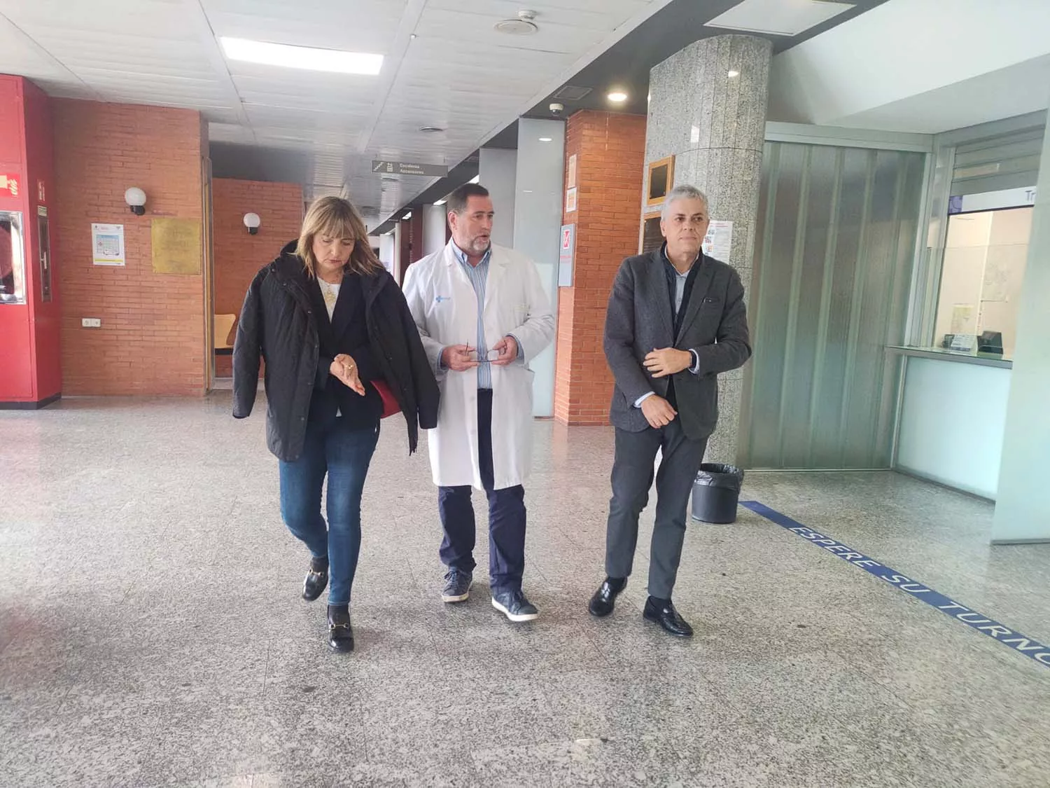 Visita de Diego al Hospital El Bierzo (5)