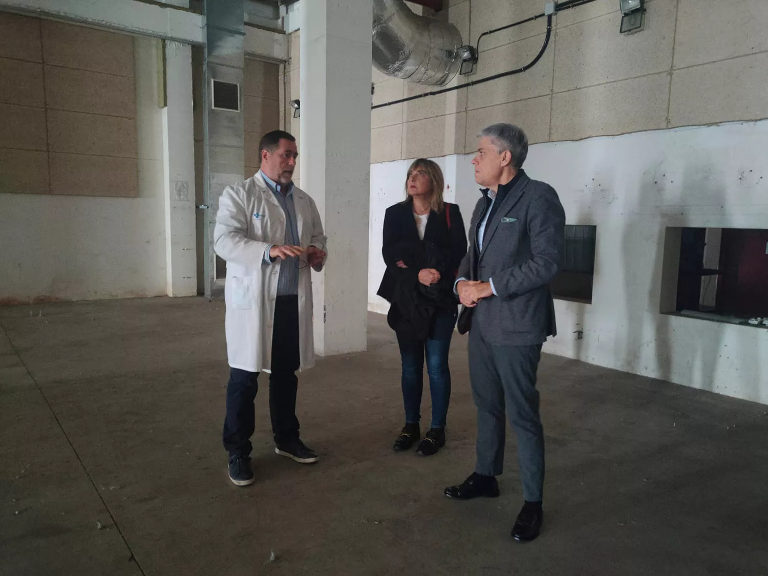 Visita del delegado territorial de la Junta en León, Eduardo Diego, al Hospital El Bierzo 