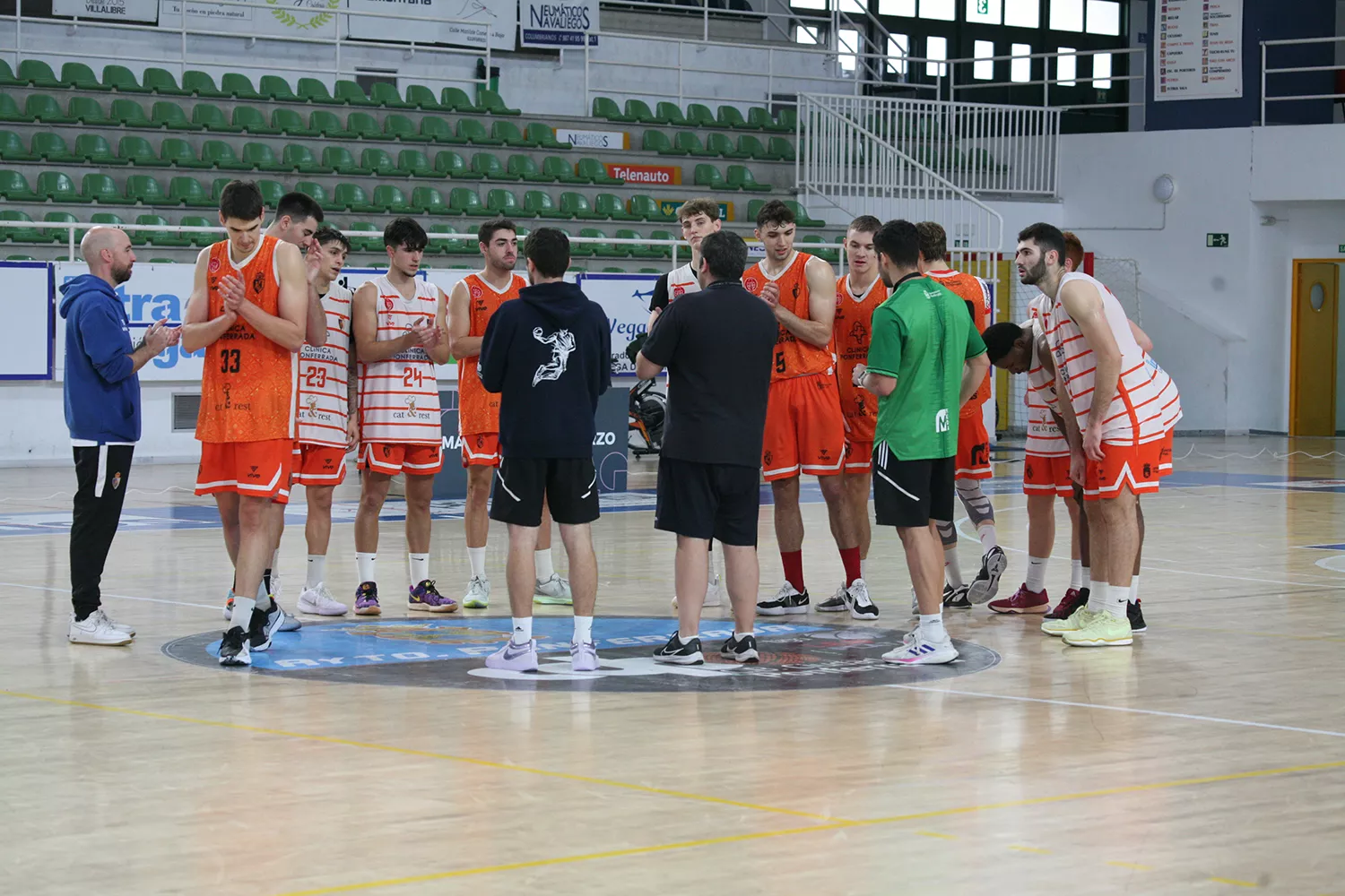 El Clínica Ponferrada inicia la temporada poniéndose a prueba frente al Bueno Arenas Albacete