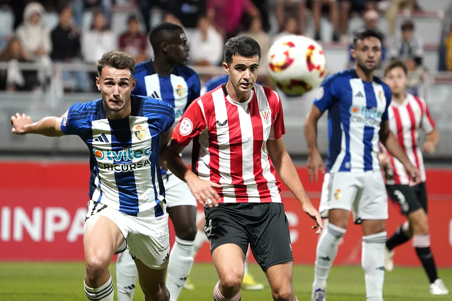 La Ponferradina salva un punto ante un ambicioso Bilbao Athletic