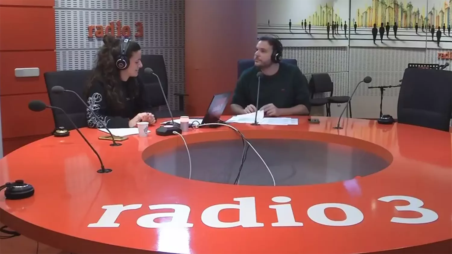 La expresión berciana 'mancar' despierta la curiosidad del programa de Radio 3 'Hoy Empieza Todo'