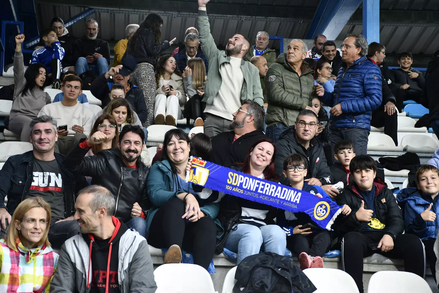 Álbum de fotos de la Ponferradina contra el Barcelona Atlétic