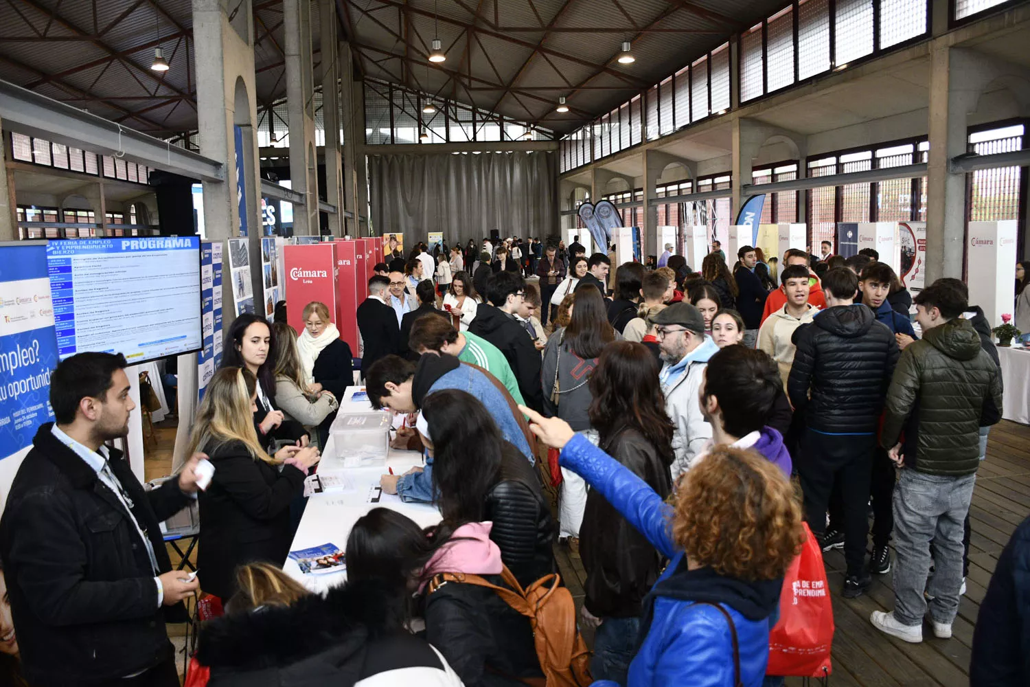 Feria de empleo y emprendimiento (1) 1