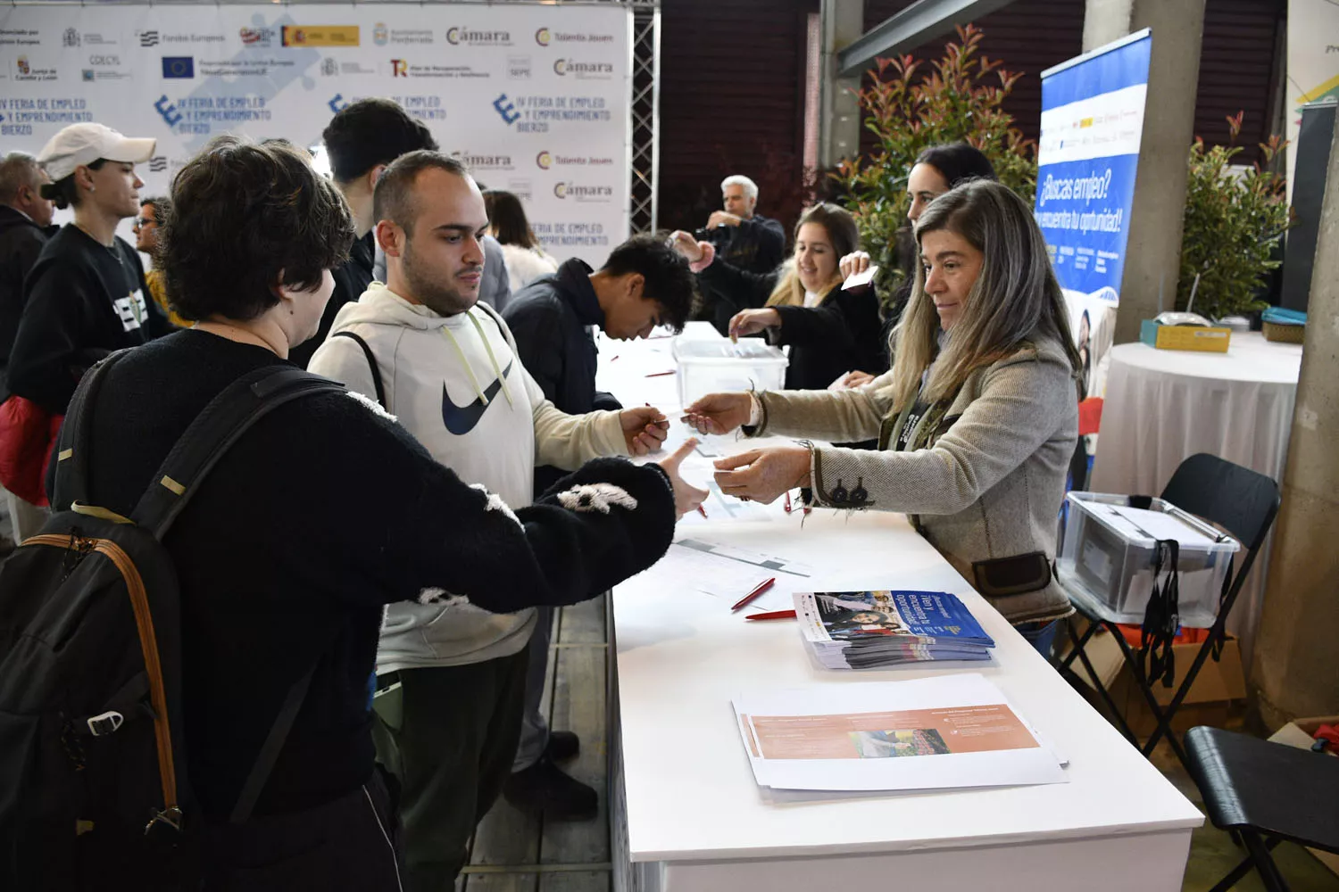 Feria de empleo y emprendimiento (12)