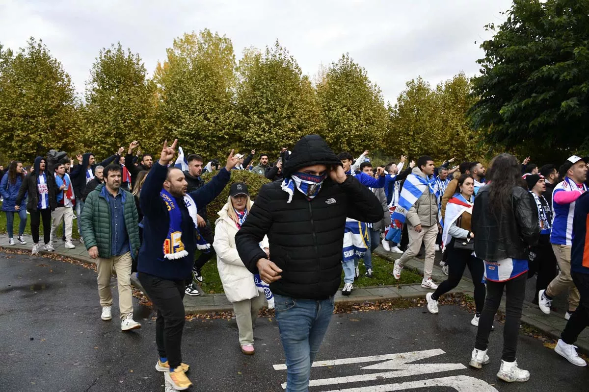 La marea blanquiazul rodea el Reino de León