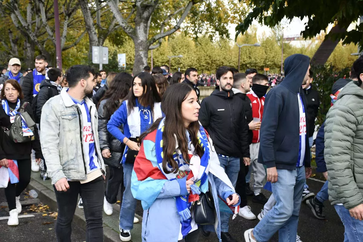 La marea blanquiazul rodea el Reino de León