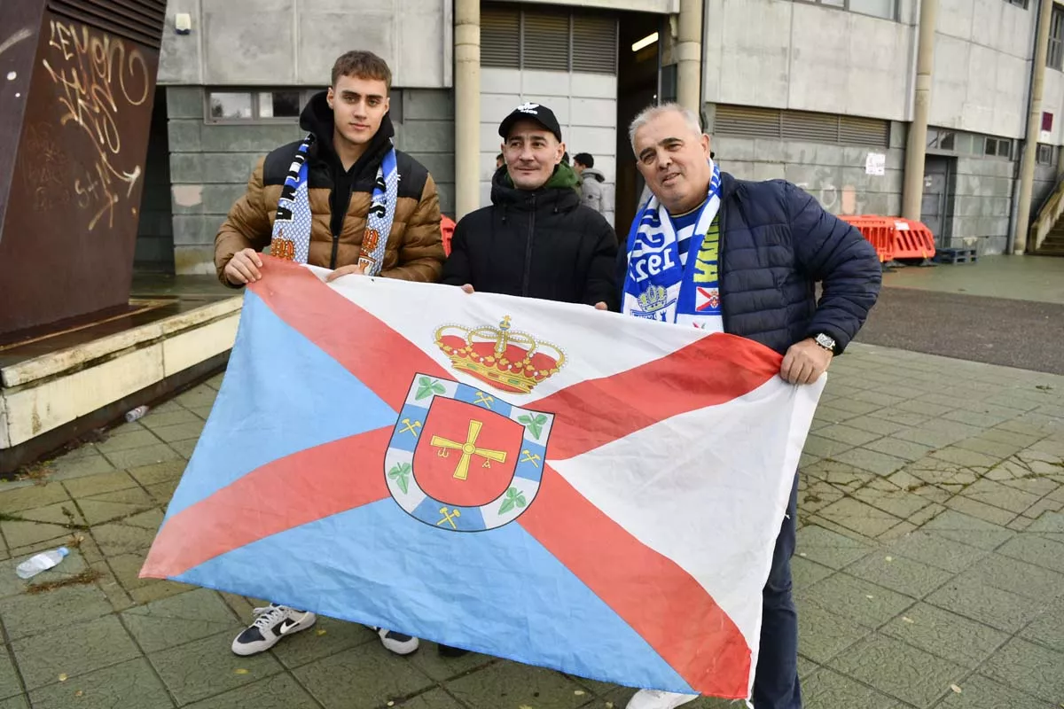 La marea blanquiazul rodea el Reino de León