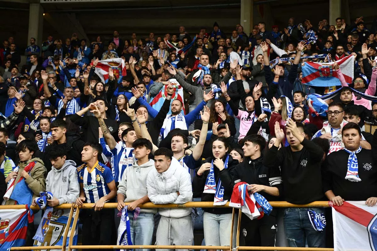 Así se vivió el derbi entre la Cultural y la Ponferradina