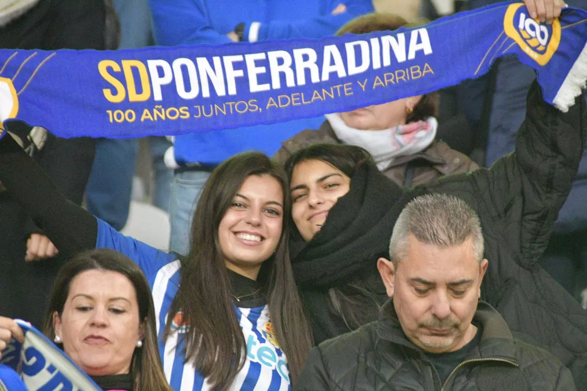 Así se vivió el derbi entre la Cultural y la Ponferradina