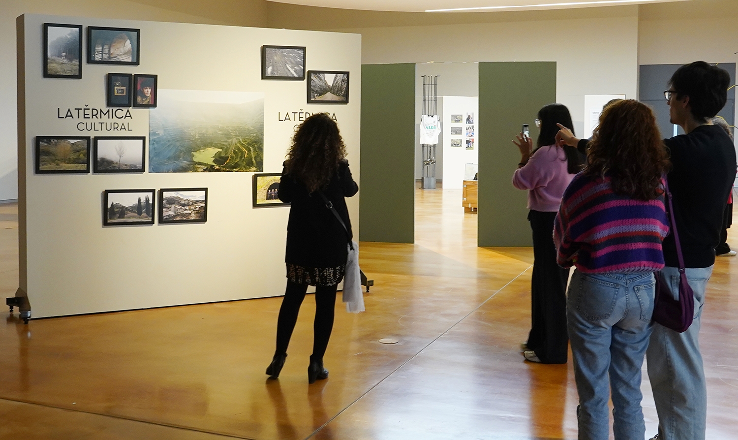 La Térmica Cultural se acerca a la cuenca minera de Ciñera con la muestra 'El cielo abierto'