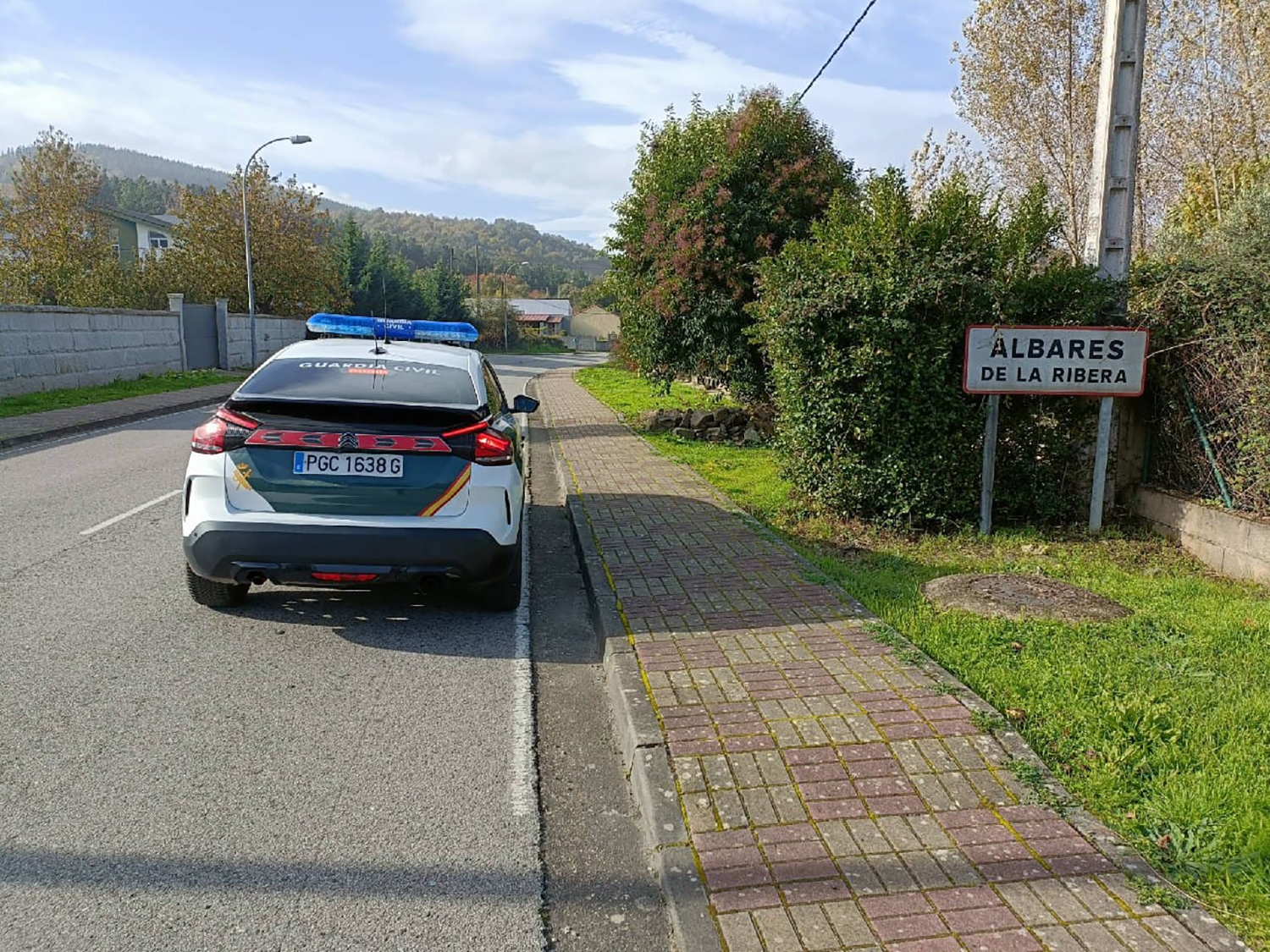 Localizan bajo un puente de la A6 a un nonagenario desaparecido en Albares de la Ribera