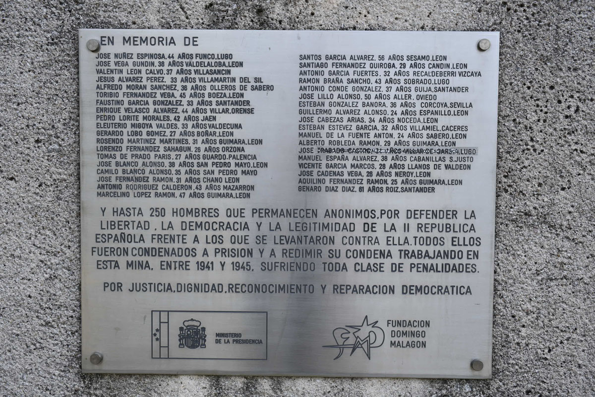 Placa conmemorativa donde se ubicó el campo de trabajos forzados de Fabero