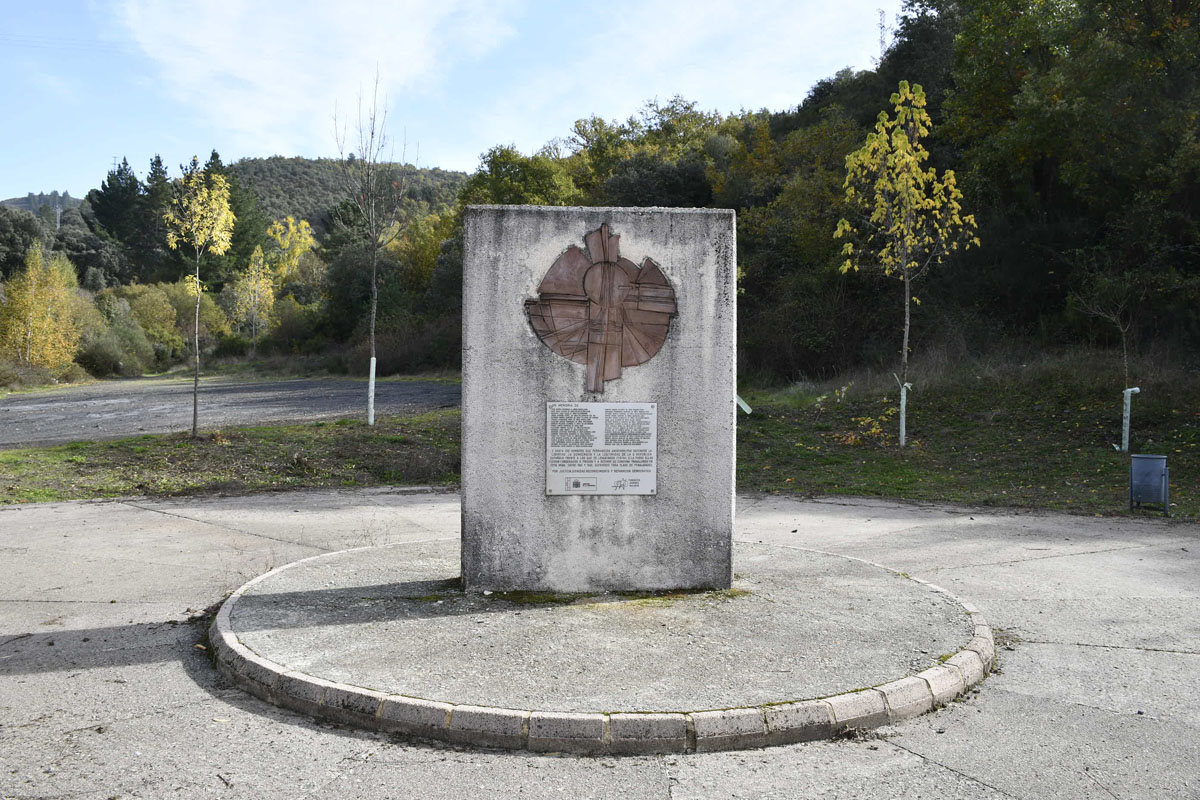 Placa conmemorativa donde se ubicó el campo de trabajos forzados de Fabero 