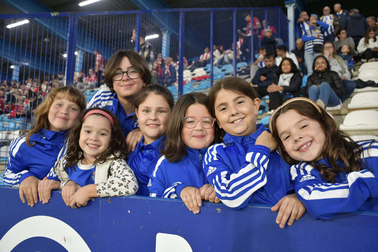 Aficionados durante el Ponferradina Zamora (39)