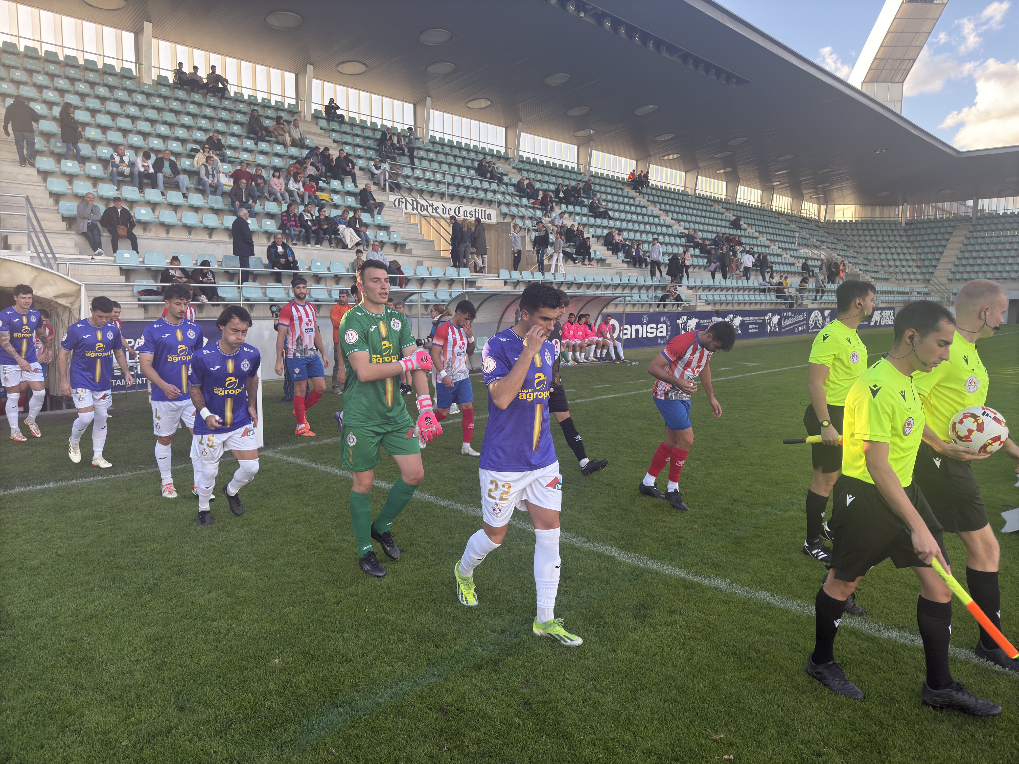 Atletico de Bembibre contra Palencia Cristo