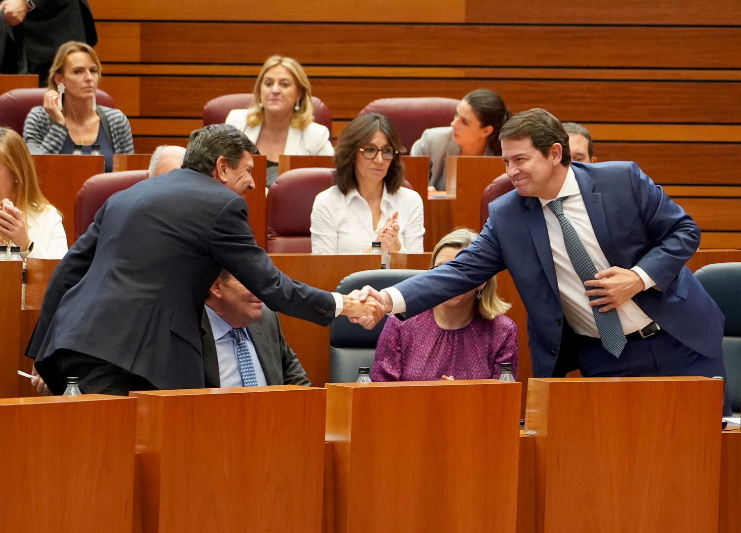  Carlos Fernández Carriedo y Alfonso Fernández Mañueco en el pleno de las Cortes de Castilla y León