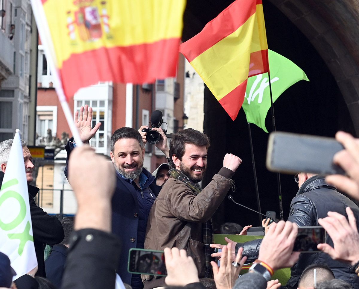 13F-Santiago Abascal, Juan García-Gallardo y José Antonio Lara ofrecen un mitin en Burgos