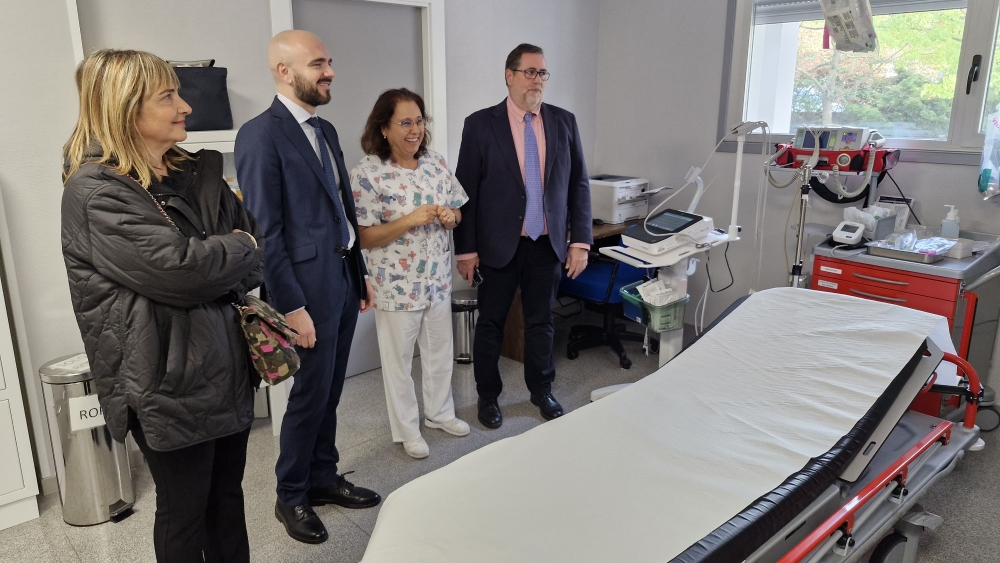 Álvaro Muñoz en su visita al Centro de Salud Ponferrada II (2)