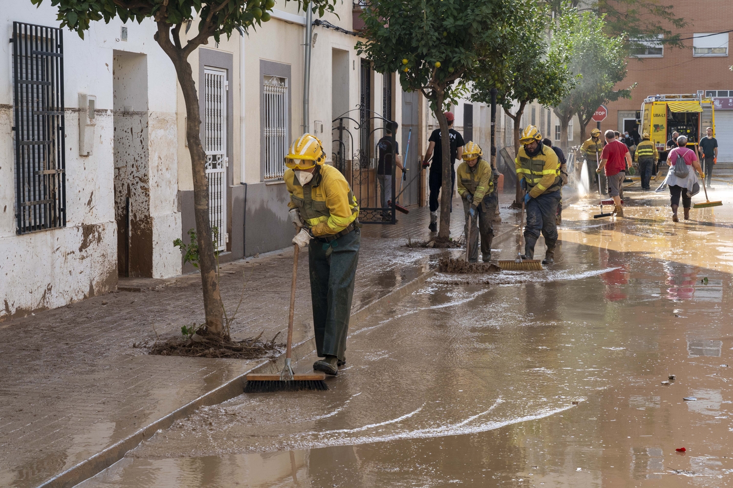 El equipo de rescate de CyL en Valencia (2)