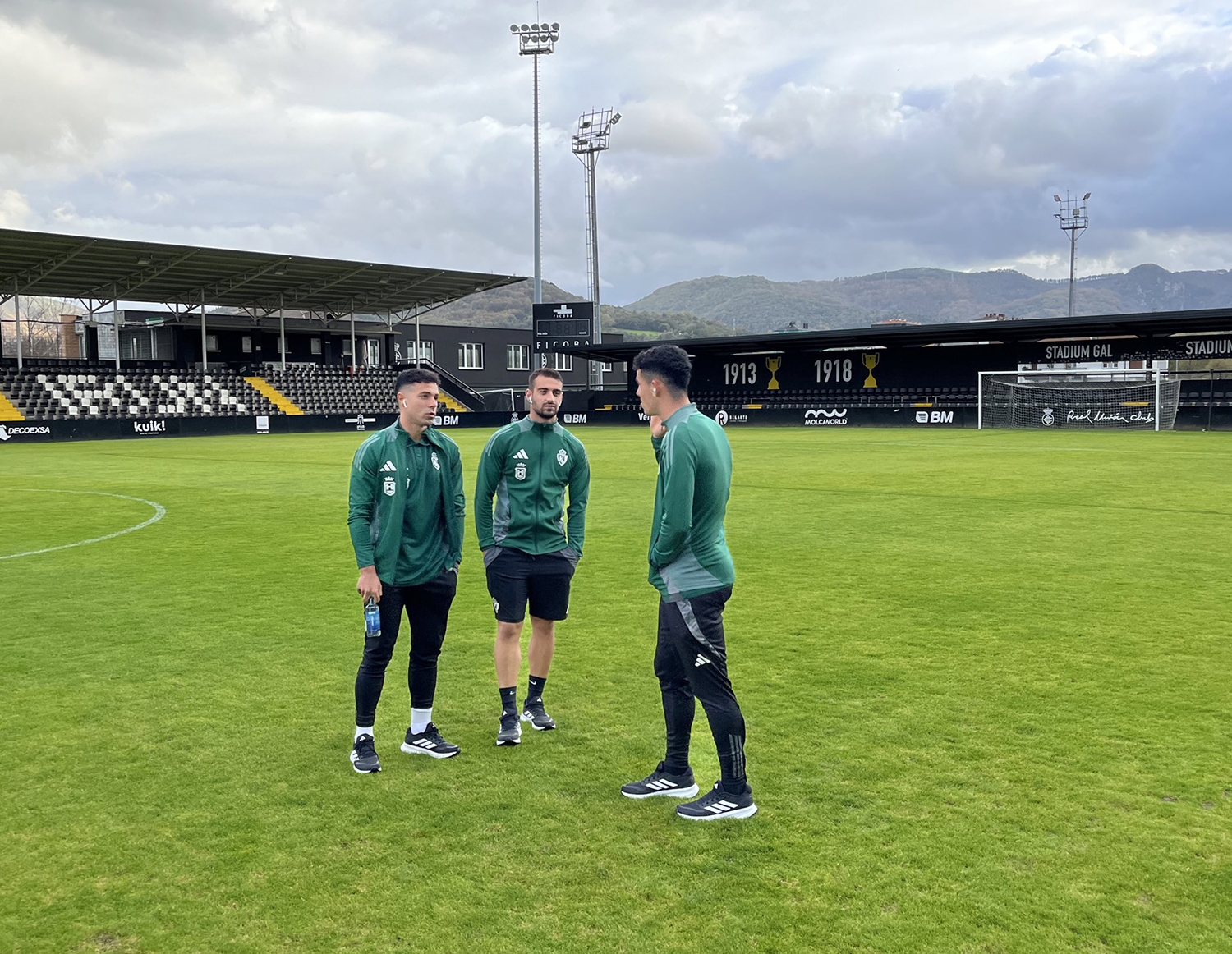 La Ponferradina momentos antes del partido contra el Real Unión