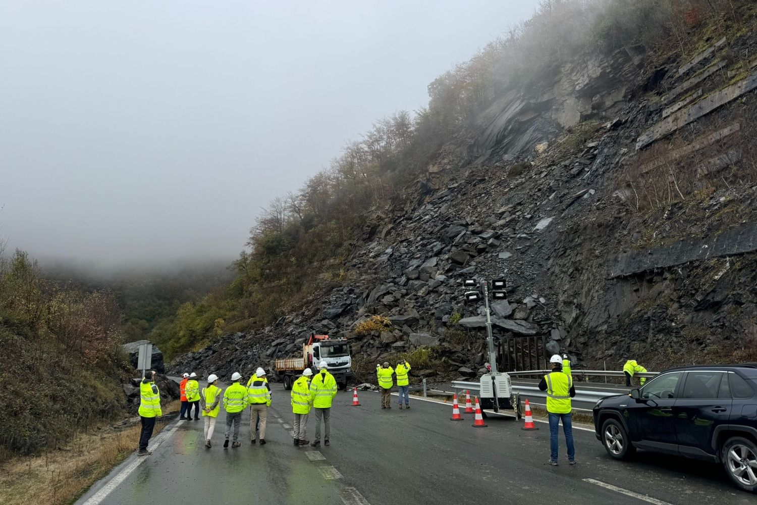 Desprendimiento en la autopista AP-66 | Puente asegura que el resblacimiento de la AP-66 será “duradera y requerirá tiempo”