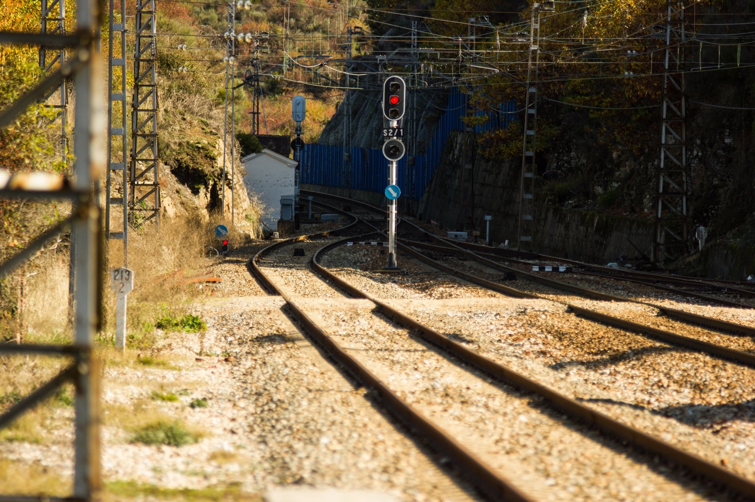 Adif avanza en la renovación de la línea León-Coruña a su paso por el Bierzo | Ayto Torre del Bierzo